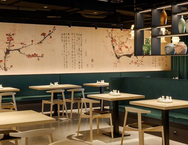 Sentuhan Asia dengan desain kafe Jepang atau Tiongkok